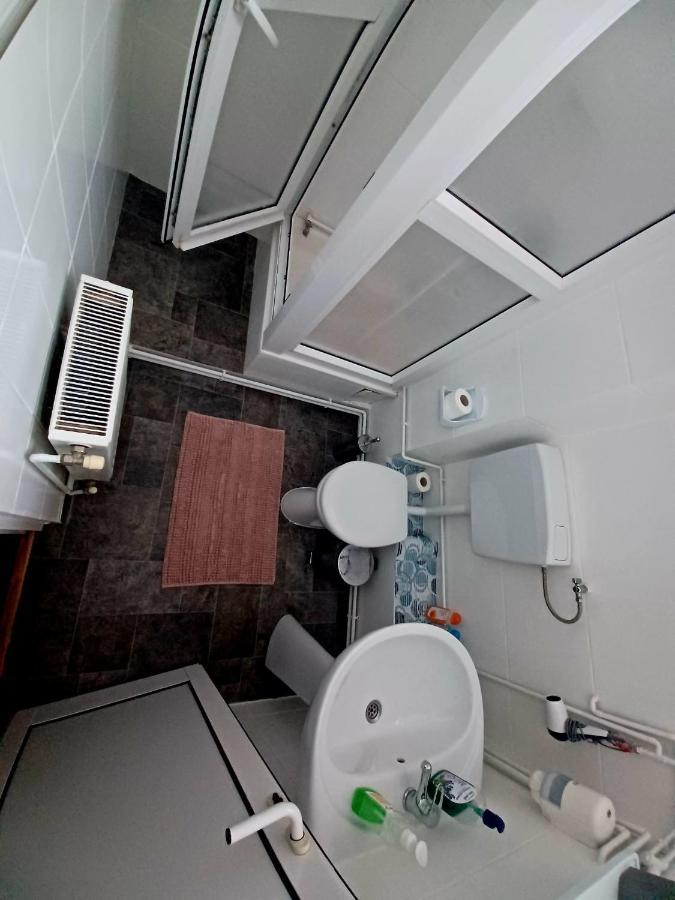 Brasov Central Studio Bagian luar foto